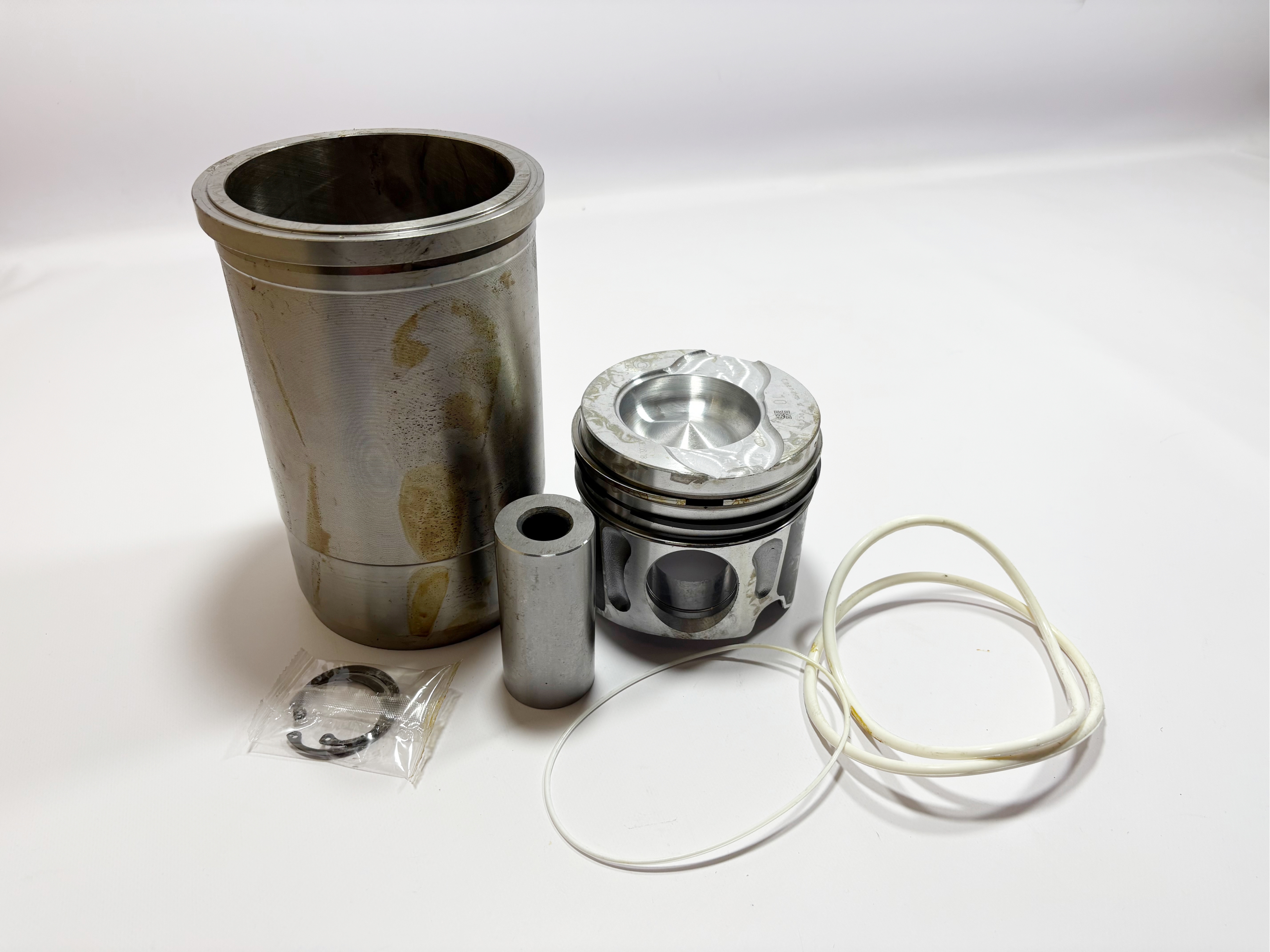 поршнекомплект дальнобой с рассекателем