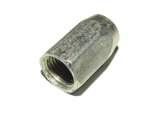 гайка м10х1х20 накидная (d6)