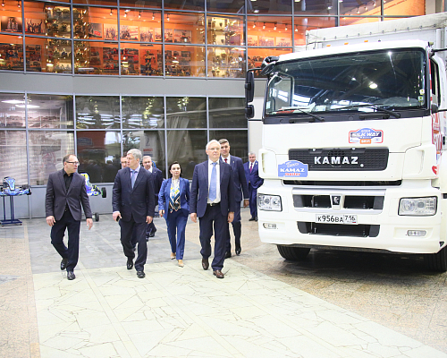 «КАМАЗ» посетил губернатор Ульяновской области