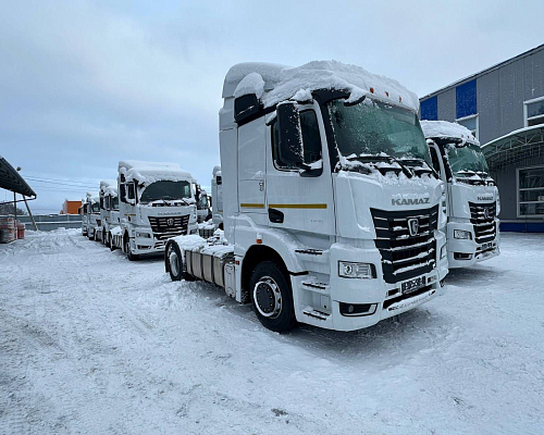 КАМАЗы новейшего поколения для московских строителей
