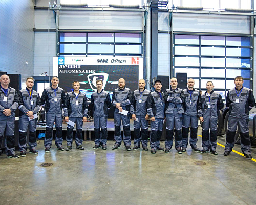 Лучший автомеханик дилерской сети «КАМАЗа» работает в ПСК «Омскдизель»