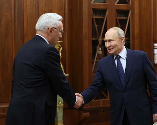 Президент РФ Владимир Путин встретился с генеральным директором ПАО «КАМАЗ» Сергеем Когогиным