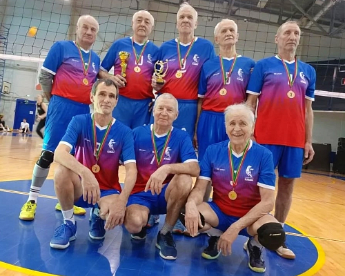 Ветераны «КАМАЗа» завоевали «золото» в памятном турнире