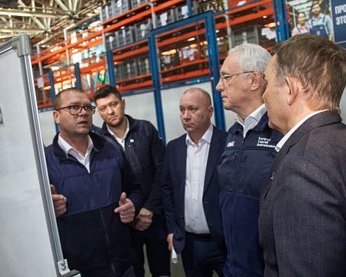 Сергей Когогин оценил проекты по повышению производительности на заводе мостов