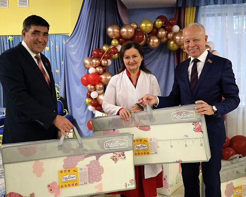 Камазовские руководители посетили Набережночелнинский дом ребёнка